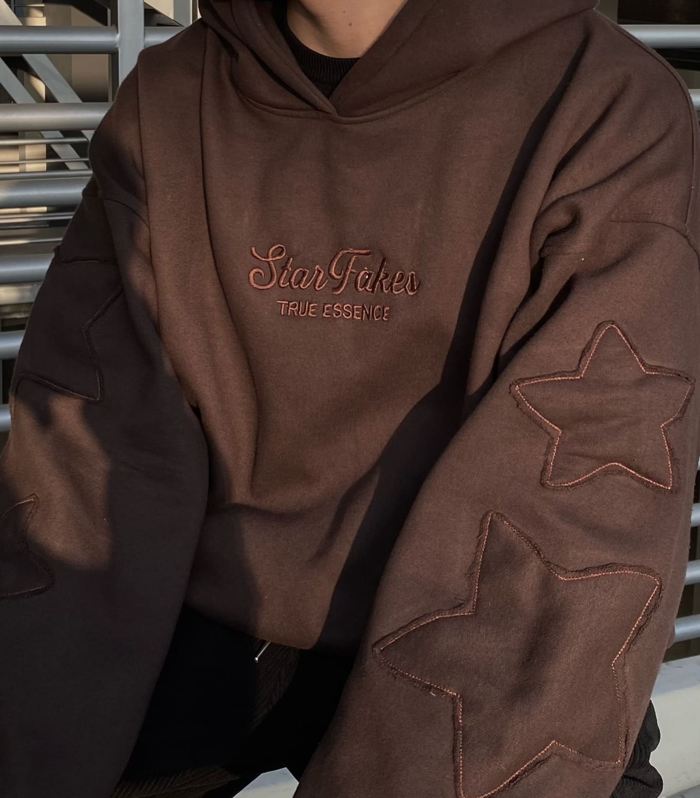 STAR BROWN HOODIE